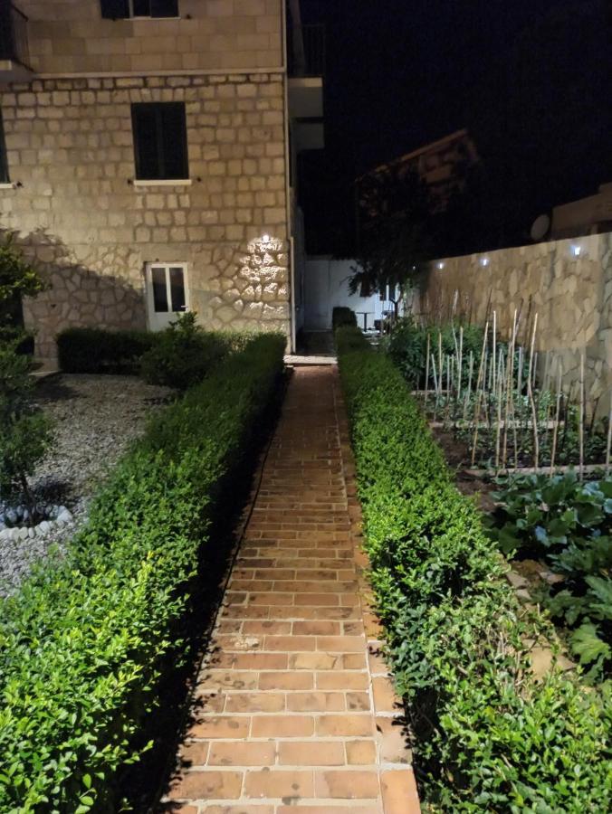 Apartments Corner Ντουμπρόβνικ Εξωτερικό φωτογραφία